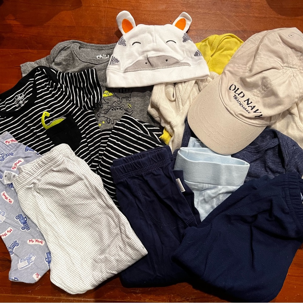 *BABY LOT* 6-9month - 5 onesies, 6 pants, 2 hats